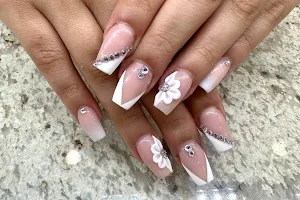 Penguin Nail Spa image