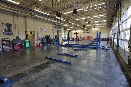 Tire Shop «Auto Tech Centers - Huntley», reviews and photos, 10370 IL-47, Huntley, IL 60142, USA