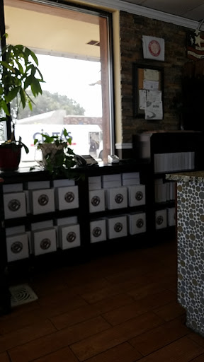 Donut Shop «Good Things Donuts», reviews and photos, 625 Eglin Pkwy NE, Fort Walton Beach, FL 32547, USA