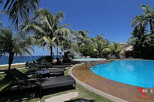 Thalatta Dive Resort image
