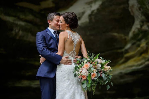 Bridal Shop «Bella Sposa Bridal Boutique», reviews and photos, 9524 179th St, Tinley Park, IL 60487, USA