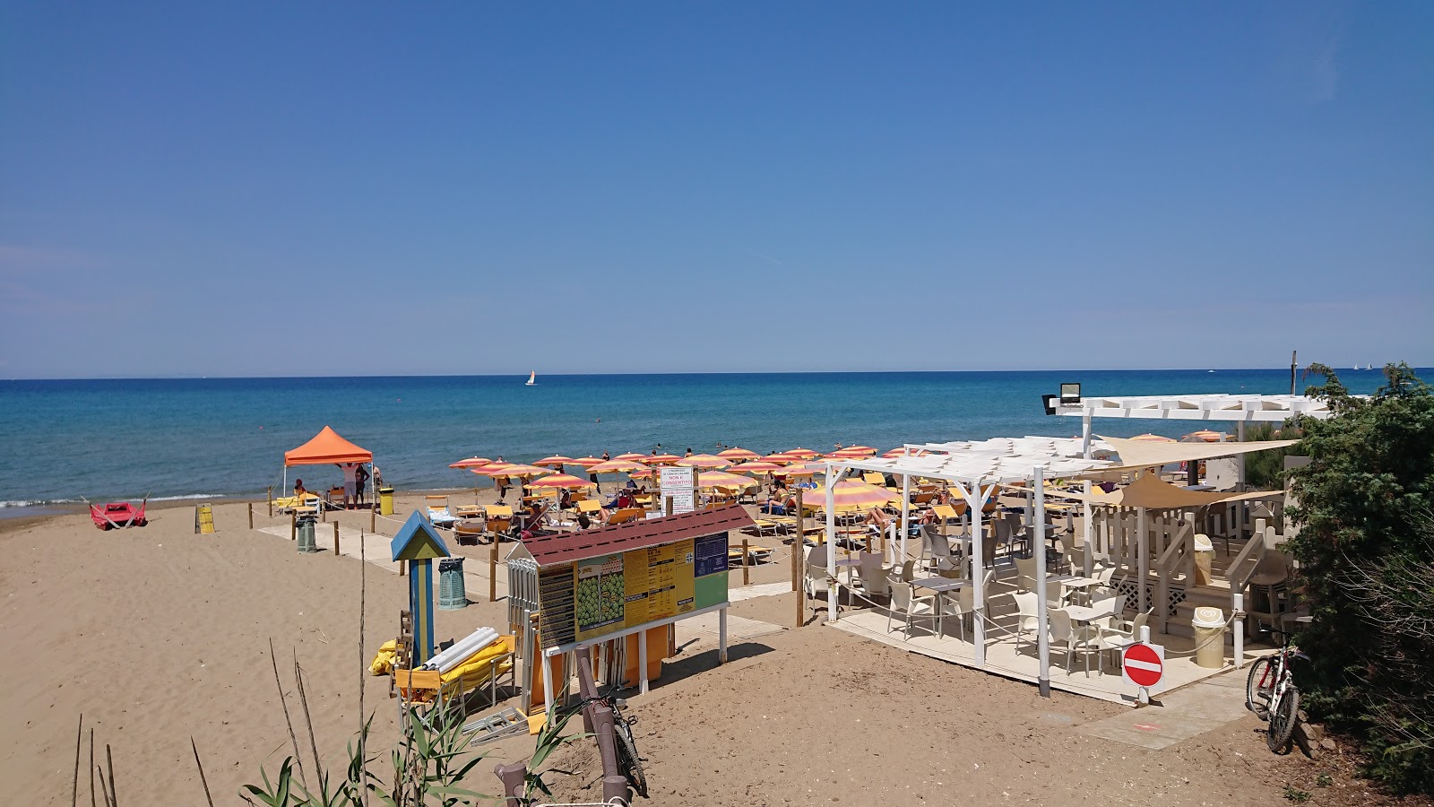 Foto van Spiaggia di Rimigliano gelegen in een natuurlijk gebied