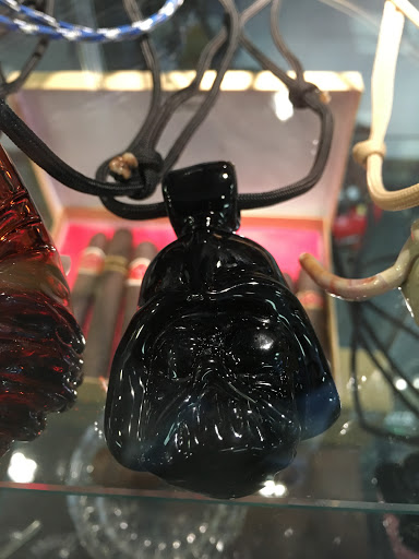 Vaporizer Store «Tha Head Shop Smoke Shop», reviews and photos, 737 E 9 Mile Rd, Ferndale, MI 48220, USA