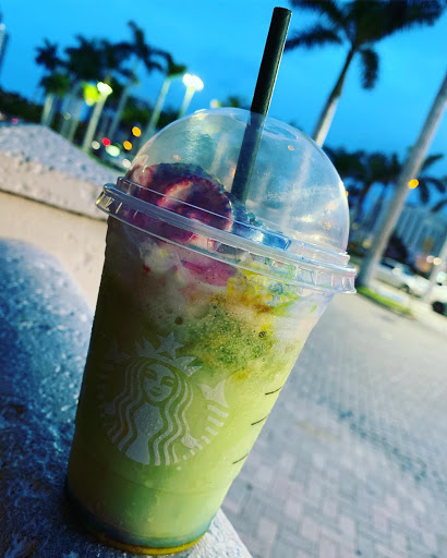 Coffee Shop «Starbucks», reviews and photos, 1805 E Hallandale Beach Blvd, Hallandale Beach, FL 33009, USA