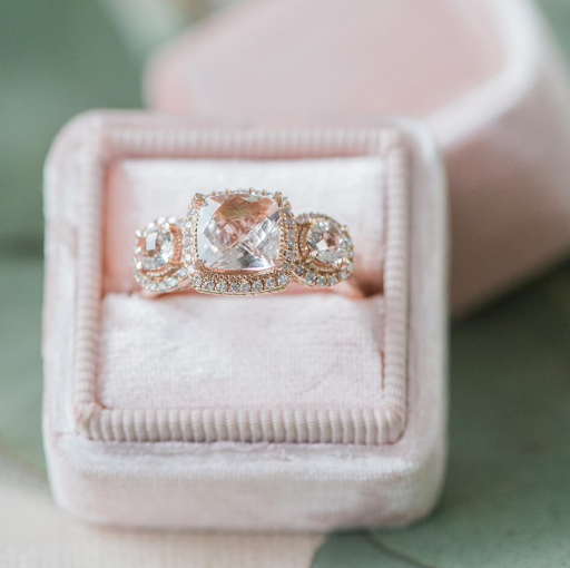 Jewelry Store «Diamond Leaf Jewelers», reviews and photos, 920 E 2nd Ave #117, Coralville, IA 52241, USA