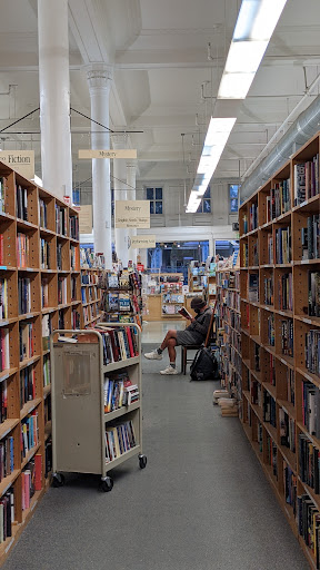 Book Store «Half Price Books», reviews and photos, 2036 Shattuck Ave, Berkeley, CA 94704, USA