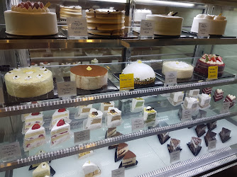 WOW Bakery (CF Chinook Centre)