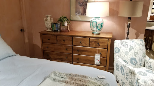 Furniture Store «Greenbaum Home Furnishings», reviews and photos, 929 118th Ave SE, Bellevue, WA 98005, USA