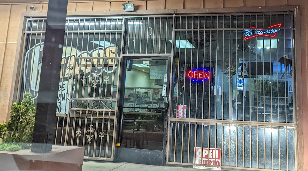 Los Chiles Mexican Restaurant 93591