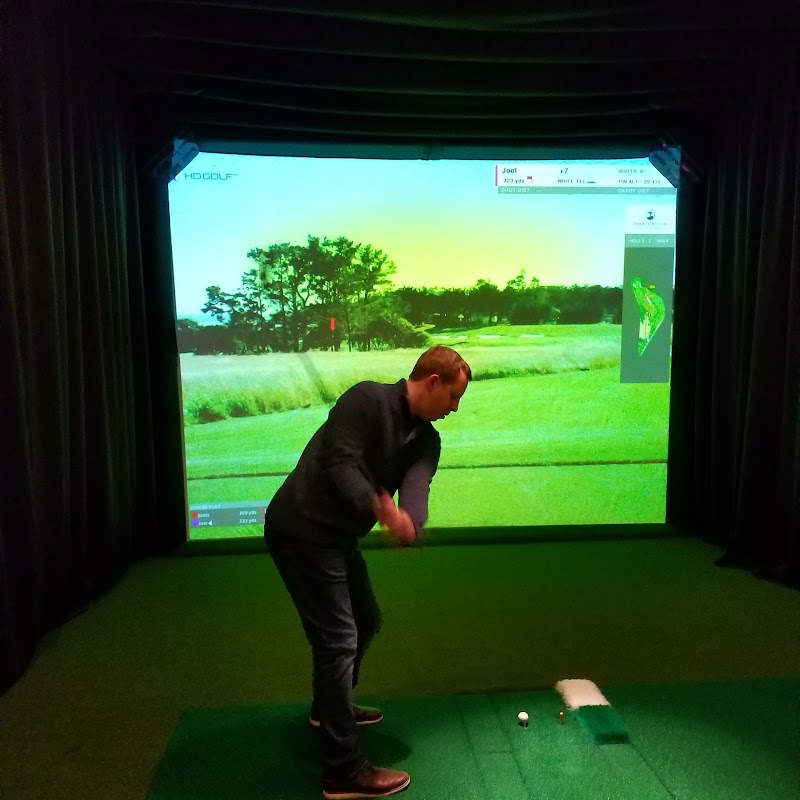 Caddy's Delight Virtual Golf Lounge