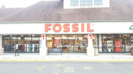 Shopping Mall «Jackson Premium Outlets», reviews and photos, 537 Monmouth Rd, Jackson, NJ 08527, USA