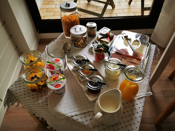 Plats et boissons hôtels Gästehaus Fichtenwäldche 53539 Kelberg