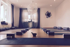 Train your Om Yoga - Coaching - Meditation - Expertin für Hochsensibiltät in Hof/Saale image