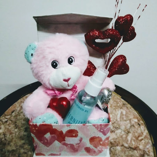 Florist «Rialto Florist», reviews and photos, 114 S Riverside Ave, Rialto, CA 92376, USA