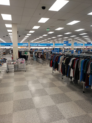 Clothing Store «Ross Dress for Less», reviews and photos, 523 S MacDade Blvd, Holmes, PA 19043, USA
