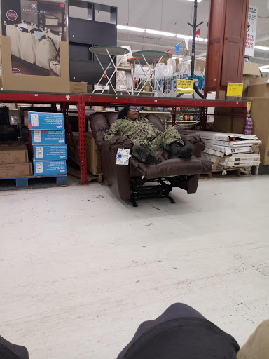 Shopping Mall «Hampton Plaza Shopping Center», reviews and photos, 4033 W Mercury Blvd, Hampton, VA 23666, USA