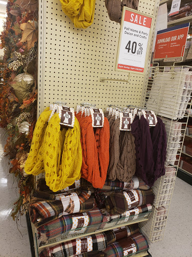 Craft Store «Hobby Lobby», reviews and photos, 2215 Lebanon Valley Mall, Lebanon, PA 17042, USA