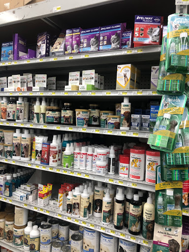 Pet Supply Store «Pet Club San Mateo», reviews and photos, 1850 S Norfolk St, San Mateo, CA 94403, USA