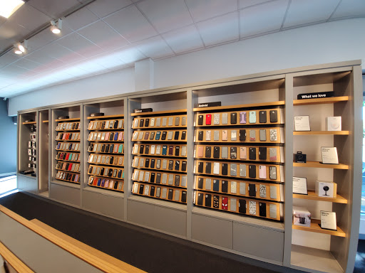 Cell Phone Store «Verizon», reviews and photos, 844 4th St, Santa Rosa, CA 95404, USA