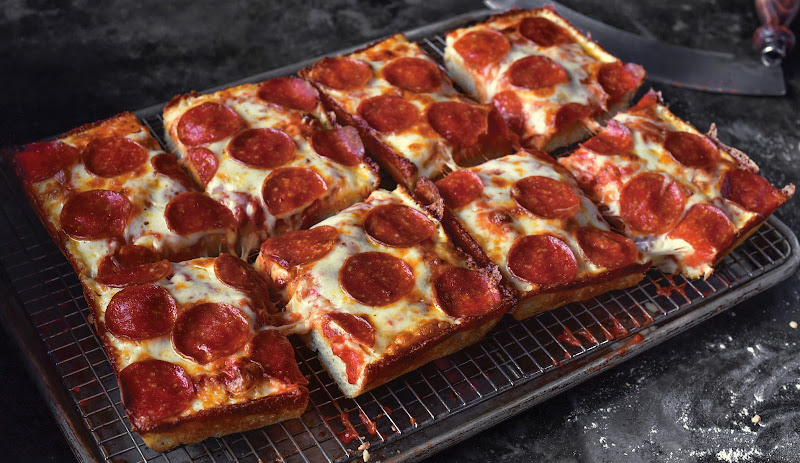 #12 best pizza place in Hendersonville - Jet's Pizza