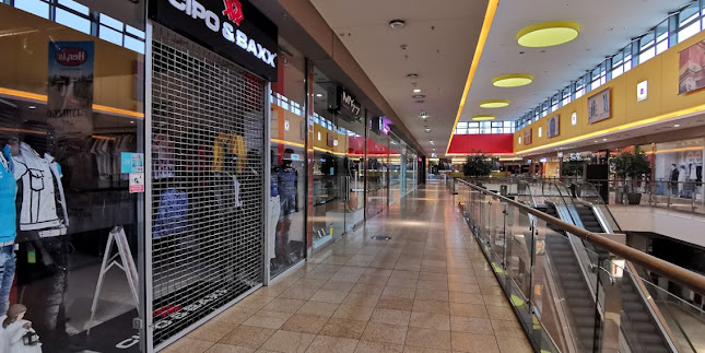 Opinii despre Cipo & Baxx în Győr - Ruhabolt