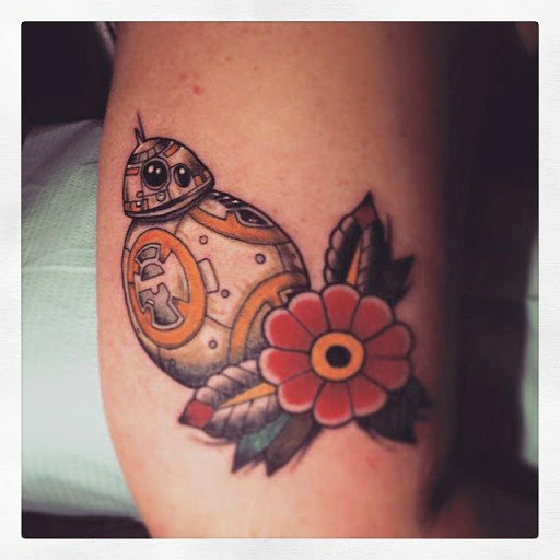 Tattoo Shop «The Shop», reviews and photos, 141 S Grand Ave, Fowlerville, MI 48836, USA