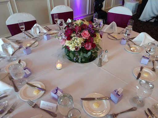 Golf Club «Twin Lakes Golf & Swim Club», reviews and photos, 455 Twin Lakes Dr, Oakland Charter Township, MI 48363, USA