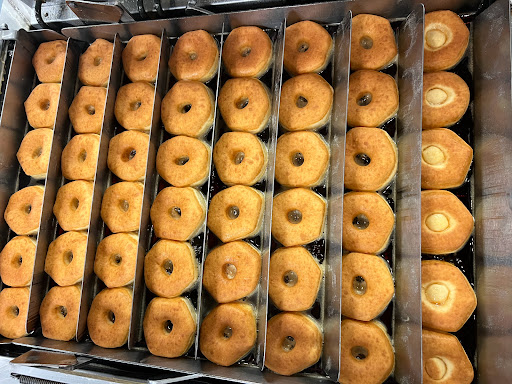 Donut Shop «Shipley Do-Nuts», reviews and photos, 1500 W Hebron Pkwy #100, Carrollton, TX 75010, USA