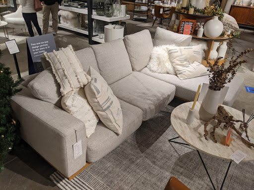 Furniture Store «west elm», reviews and photos, 400 W 47th St, Kansas City, MO 64112, USA