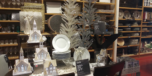 Home Goods Store «Pier 1 Imports», reviews and photos, 4410 Mitchellville Rd, Bowie, MD 20716, USA