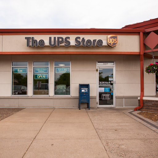 Shipping and Mailing Service «The UPS Store», reviews and photos, 855 Village Center Dr, North Oaks, MN 55127, USA