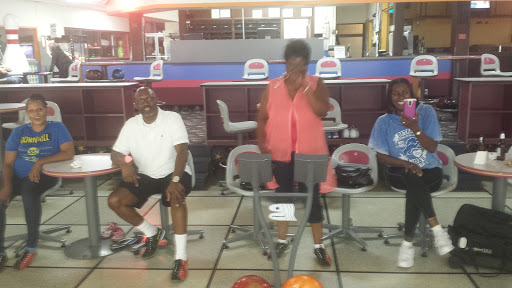 Bowling Alley «Mayflower Lanes», reviews and photos, 26600 Plymouth Rd, Redford Charter Twp, MI 48239, USA