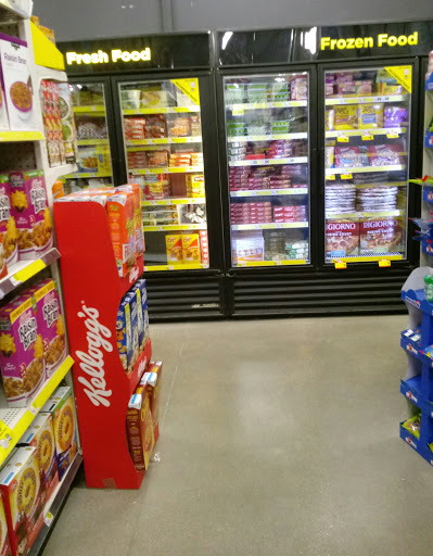 Discount Store «Dollar General», reviews and photos, 1822 E Broadway, Alton, IL 62002, USA