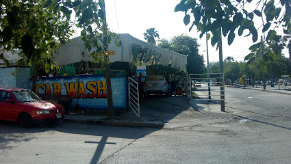 Car Wash ' El Guero'