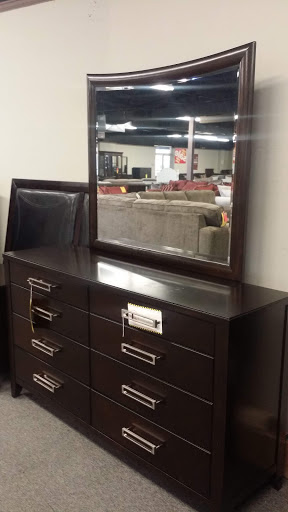 Furniture Store «Puritan Furniture», reviews and photos, 1061 New Britain Ave, West Hartford, CT 06110, USA