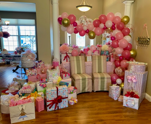 Florist «K & V Florist», reviews and photos, 23 Fee Fee Rd, Maryland Heights, MO 63043, USA