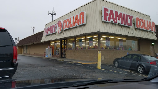 Dollar Store «Family Dollar», reviews and photos, 8740 MacKenzie Rd, Affton, MO 63123, USA