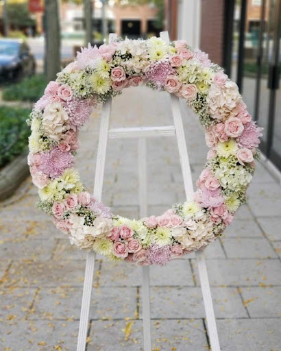 Florist «Monday Morning Flower and Balloon Co», reviews and photos, 111 Main St, Princeton, NJ 08540, USA