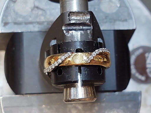 Jewelry Repair Service «Choice Jewelers», reviews and photos, 3510 Galley Rd # 105, Colorado Springs, CO 80909, USA