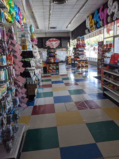 Party Store «Diddams Party & Toy Store - San Carlos», reviews and photos, 700 Laurel St, San Carlos, CA 94070, USA