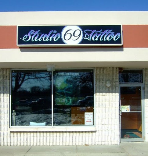 Tattoo Shop «Studio 69 Tattoo», reviews and photos, 3333 E Veterans Memorial Hwy, Ronkonkoma, NY 11779, USA