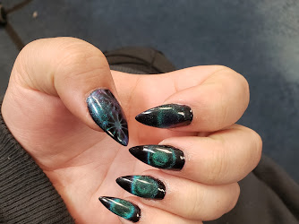 Kim’s Nails