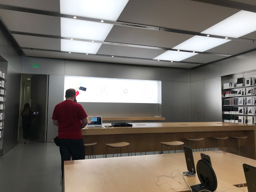 Apple Los Gatos image