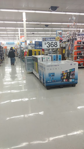 Department Store «Walmart Supercenter», reviews and photos, 1210 Mineral Wells Ave, Paris, TN 38242, USA