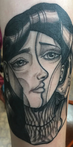 Tattoo Shop «A Thin Line Tattoo», reviews and photos, 9 E Wilson St, Batavia, IL 60510, USA