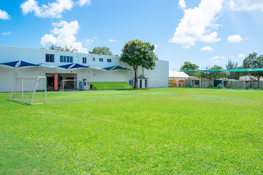 International American School of Cancun