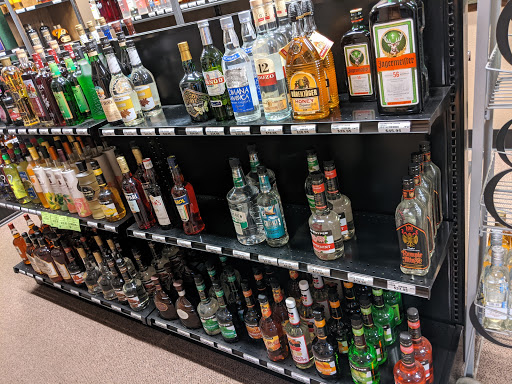 Liquor Store «Brookings Liquor Store», reviews and photos, 97921 Shopping Center Ave, Harbor, OR 97415, USA