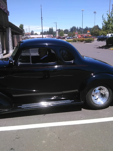 Liquor Store «Liquor Outlet», reviews and photos, 5107 Commercial St SE, Salem, OR 97306, USA