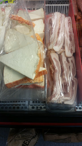 Produce Market «La Fiesta Produce Market», reviews and photos, 1771 7th Ave, Olivehurst, CA 95961, USA