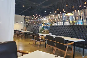 Dining Center Gwangju Hanam Branch image